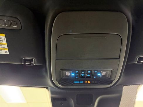 New 2025 Ford Expedition Max Platinum w/ Stealth Performance Package image 23