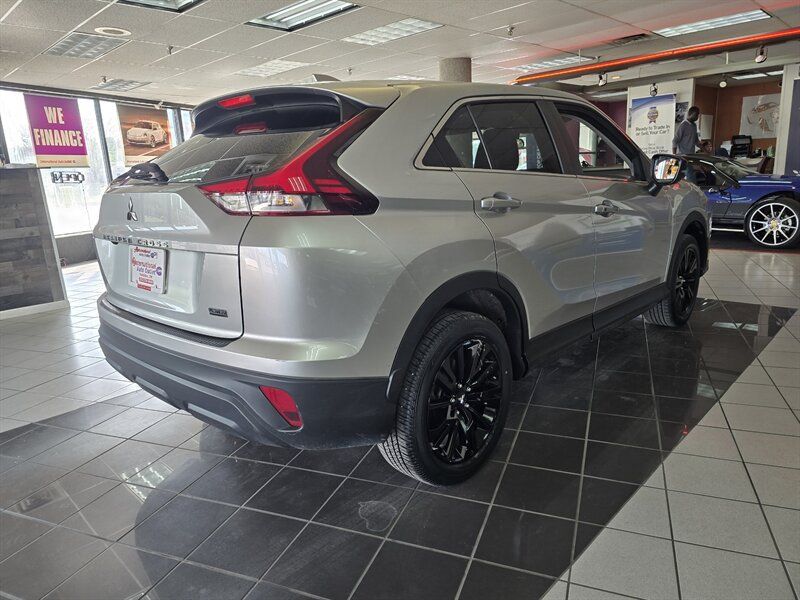 Used 2024 Mitsubishi Eclipse Cross LE AWD/4WD image 4