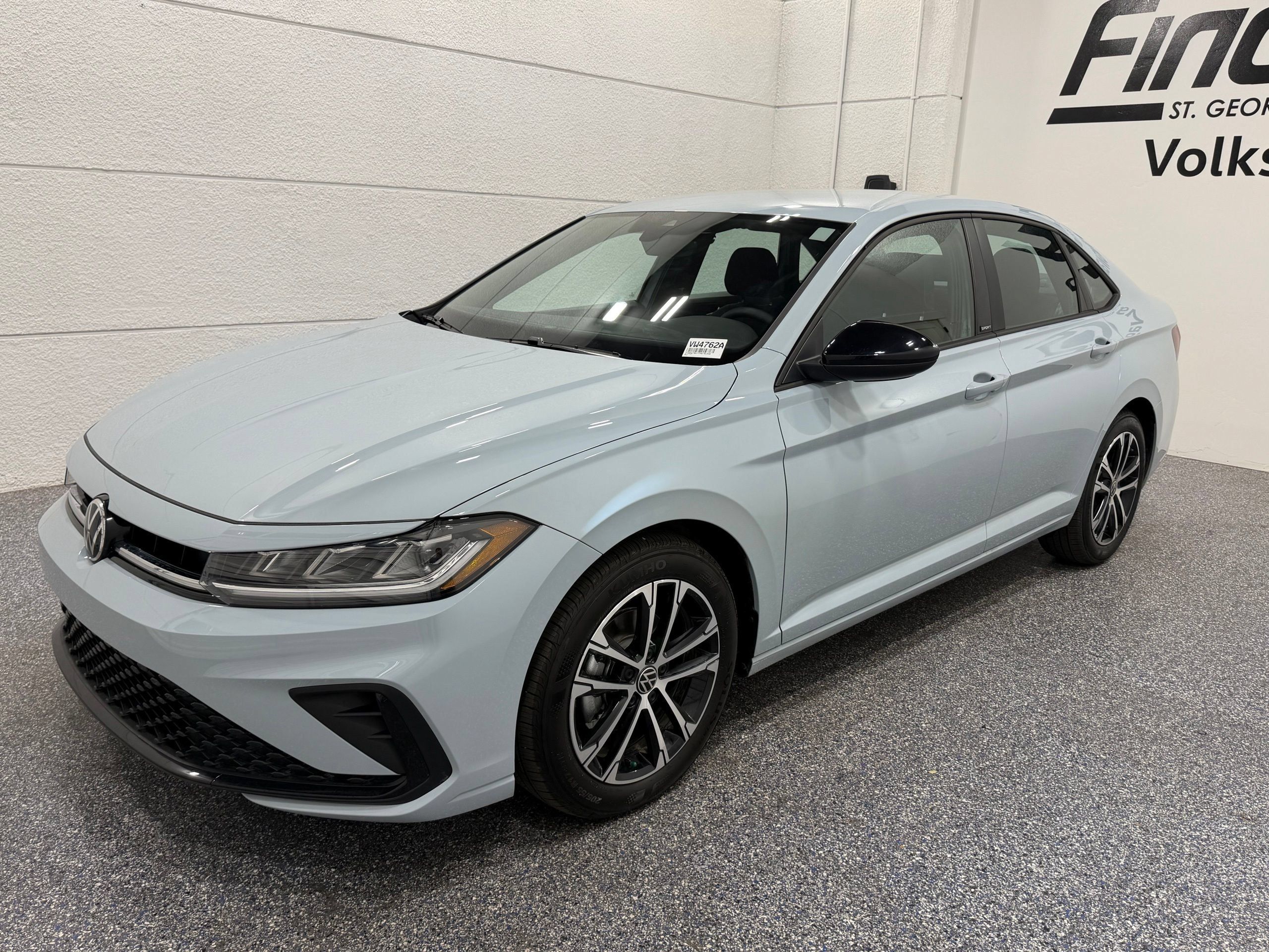 Used 2026 Volkswagen Jetta Sport FWD image 1