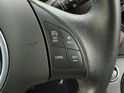 Used 2015 FIAT 500 Pop image 18