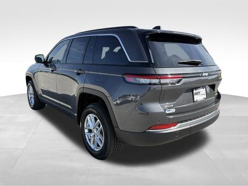 New 2025 Jeep Grand Cherokee Laredo X AWD/4WD image 6
