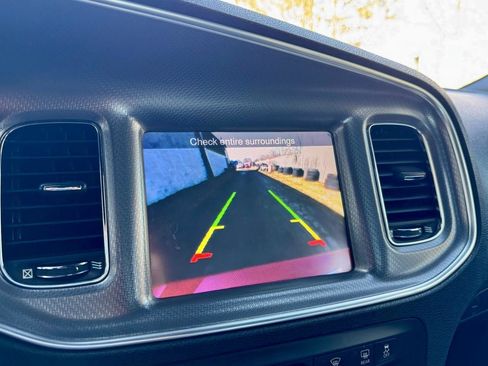 Used 2011 Dodge Charger Rallye image 32