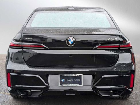 New 2025 BMW 760i xDrive 760i xDrive image 4