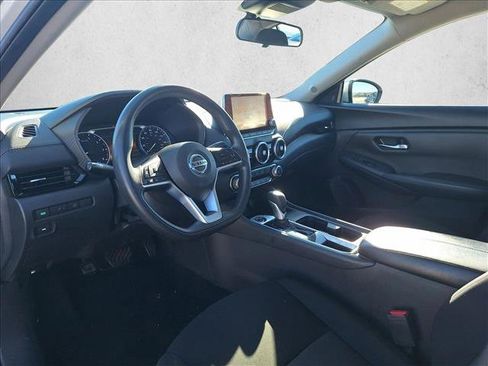 Used 2023 Nissan Sentra SV image 8