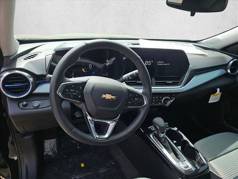 New 2026 Chevrolet Trax LT w/ Driver Confidence Package image 13