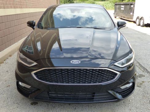 Used 2017 Ford Fusion Sport w/ Equipment Group 401A AWD/4WD image 5