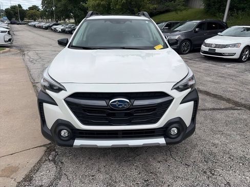 Used 2024 Subaru Outback Limited AWD/4WD image 2