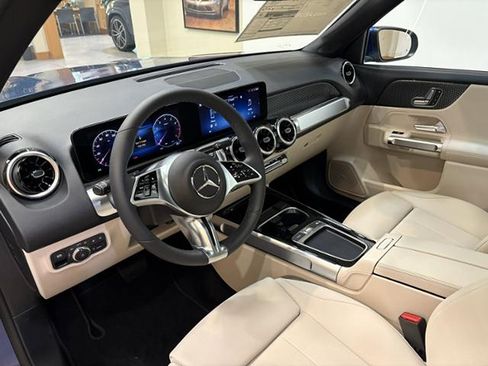 New 2026 Mercedes-Benz GLB 250 image 9