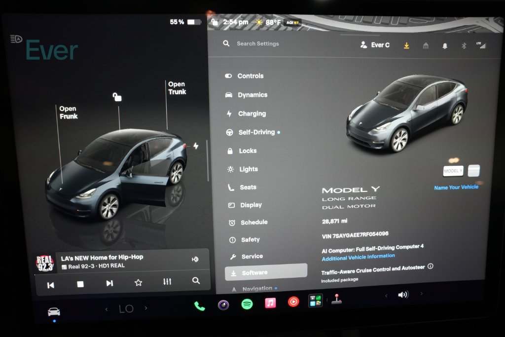 Used 2024 Tesla Model Y Long Range AWD/4WD image 7
