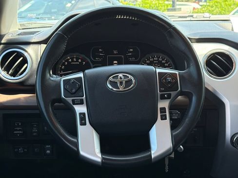 Used 2018 Toyota Tundra Limited w/ Limited Premium Package AWD/4WD image 17