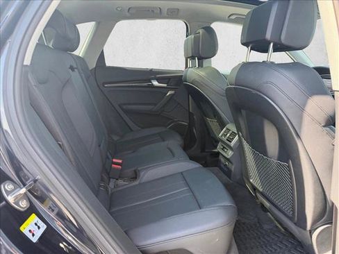 Used 2018 Audi Q5 2.0T Premium Plus w/ Premium Plus Package AWD/4WD image 14