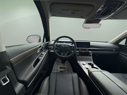 New 2025 Genesis GV80 2.5T Prestige image 17