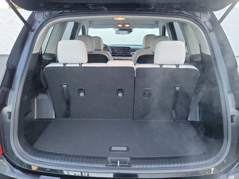 Used 2023 Kia Telluride S image 17