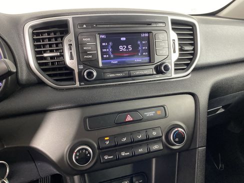 Used 2018 Kia Sportage LX AWD/4WD image 26