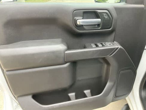 Used 2019 Chevrolet Silverado 1500 Custom w/ Custom Convenience Package RWD image 15