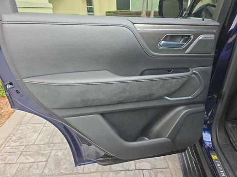 Certified 2025 INFINITI QX80 Luxe image 13