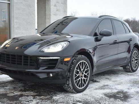 Used 2017 Porsche Macan S w/ Premium Package Plus image 9