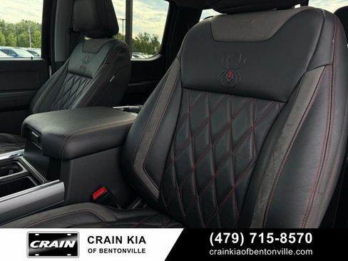 Used 2024 Ford F250 Lariat w/ Lariat Ultimate Package AWD/4WD image 25