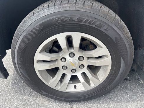 Used 2018 Chevrolet Silverado 1500 LT w/ All Star Edition image 17