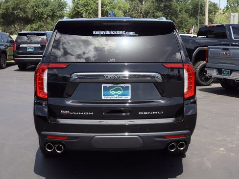 Certified 2023 GMC Yukon Denali Ultimate AWD/4WD image 8