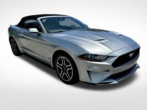 Used 2022 Ford Mustang Premium image 2