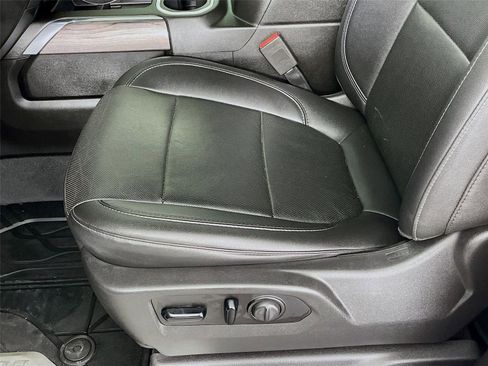 Used 2021 Chevrolet Silverado 2500 LTZ w/ LTZ Plus Package image 21