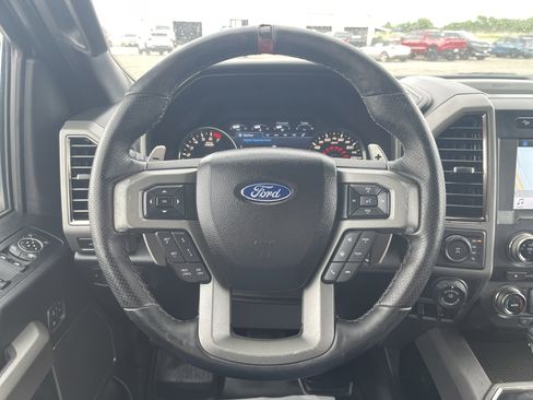 Used 2017 Ford F150 Raptor w/ Equipment Group 802A Luxury AWD/4WD image 17