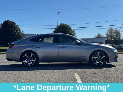 Used 2021 Hyundai Sonata SEL Plus w/ Preferred Accessory Package image 11