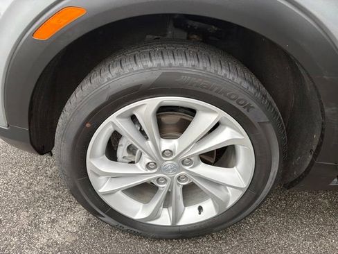 Used 2023 Buick Encore GX Preferred w/ Cold Weather Comfort Package FWD image 38