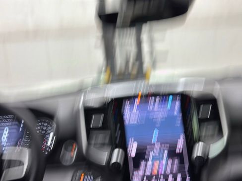 New 2026 RAM 1500 4x4 Crew Cab image 27