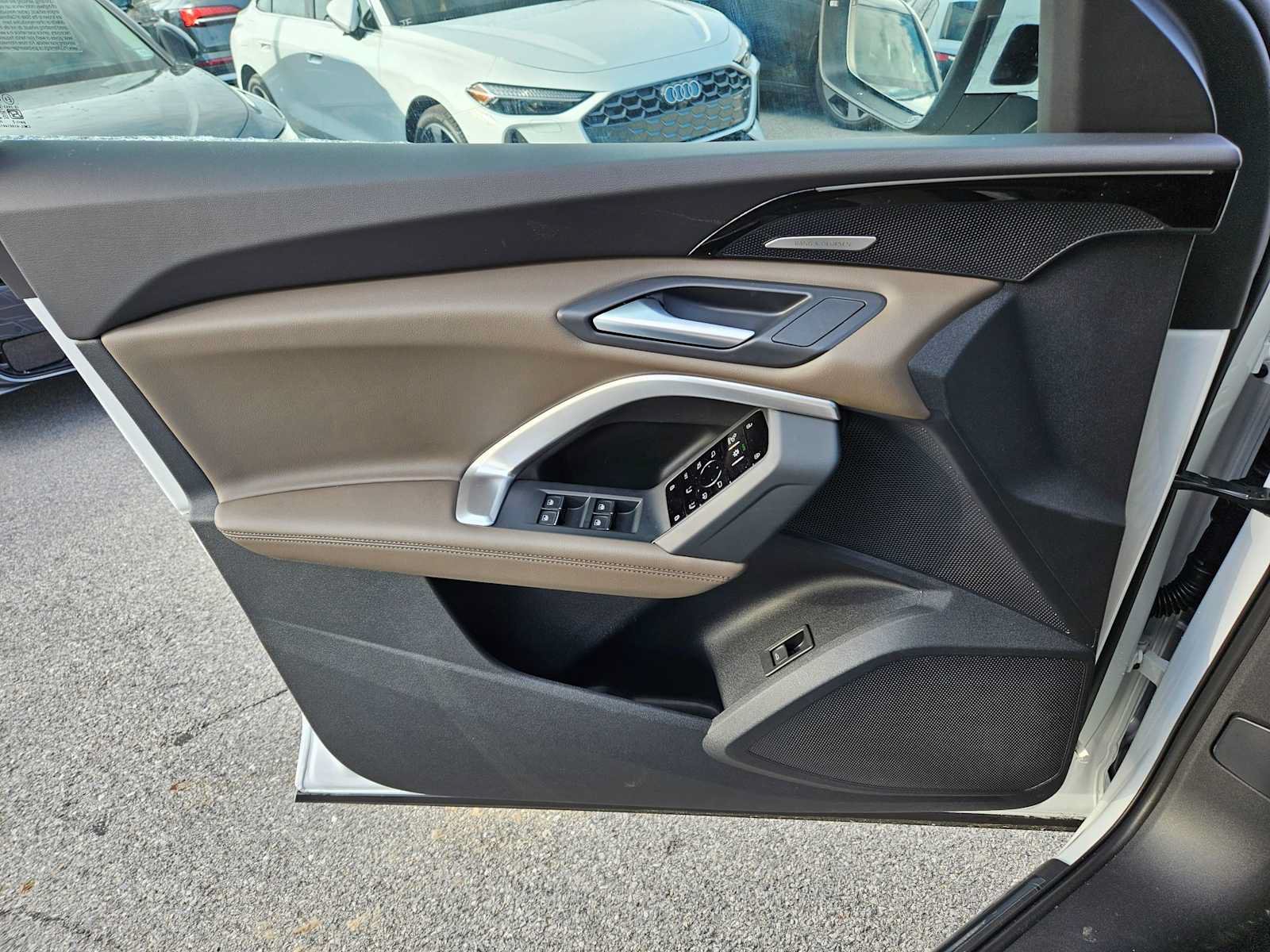 New 2025 Audi Q5 Premium Plus w/ Premium Plus AWD/4WD image 6