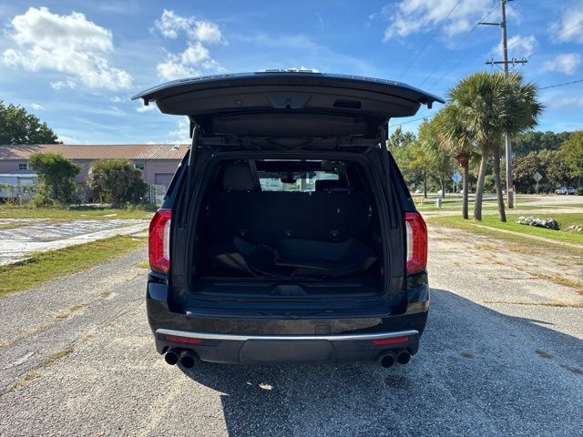 Used 2021 GMC Yukon Denali w/ Denali Ultimate Package AWD/4WD image 18