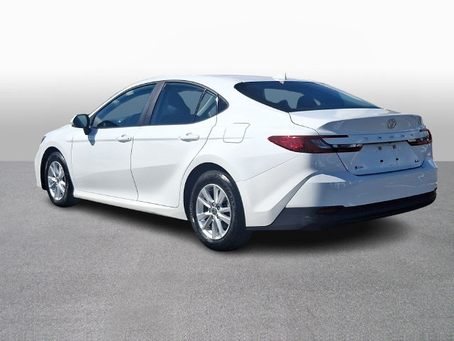Used 2025 Toyota Camry LE FWD image 6
