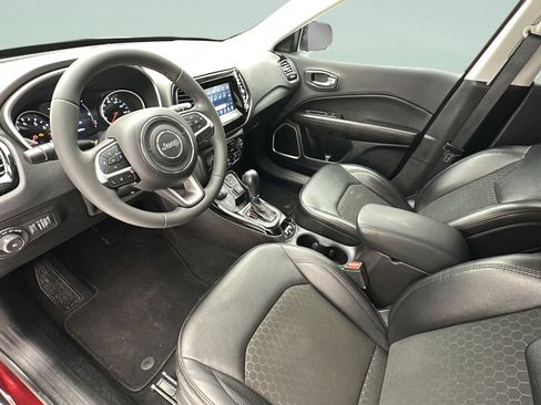 Used 2021 Jeep Compass Latitude AWD/4WD image 11