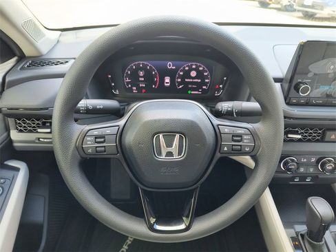 New 2025 Honda Accord SE image 7