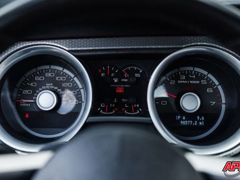 Used 2011 Ford Mustang Shelby GT500 w/ SVT Performance Pkg image 9