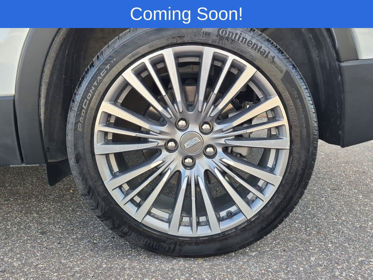 Used 2024 Cadillac XT4 Premium Luxury AWD/4WD image 13