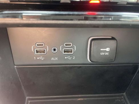 Used 2023 Jeep Grand Cherokee L Limited image 40