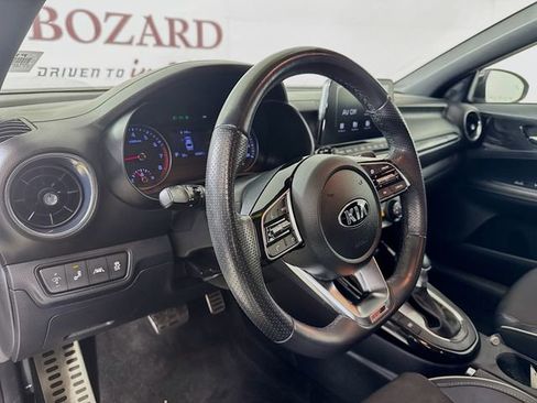 Used 2020 Kia Forte GT-Line image 11