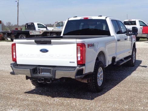 Used 2024 Ford F250 XLT w/ FX4 Off-Road Package image 6