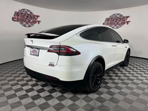 Used 2017 Tesla Model X 100D image 7