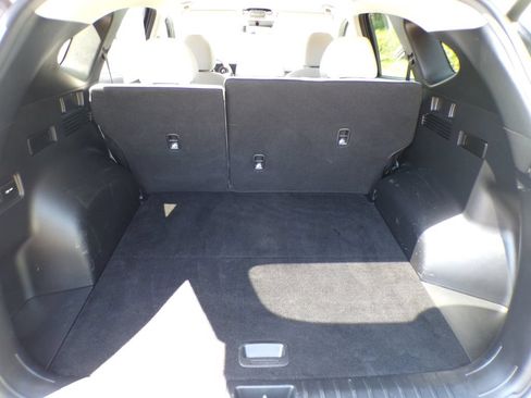 Certified 2025 Hyundai Tucson SEL AWD/4WD image 19