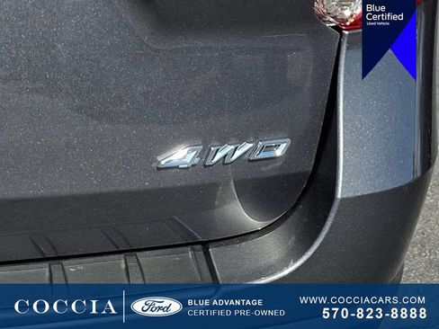 Certified 2023 Ford Explorer XLT w/ Equipment Group 202A AWD/4WD image 32