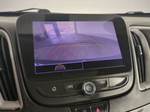 Used 2022 Chevrolet Malibu LT image 24