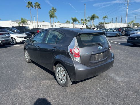 Used 2013 Toyota Prius C Two image 5