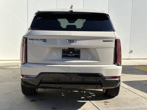 New 2026 Cadillac Escalade IQ Sport 2 w/ LPO, ONYX Package image 8
