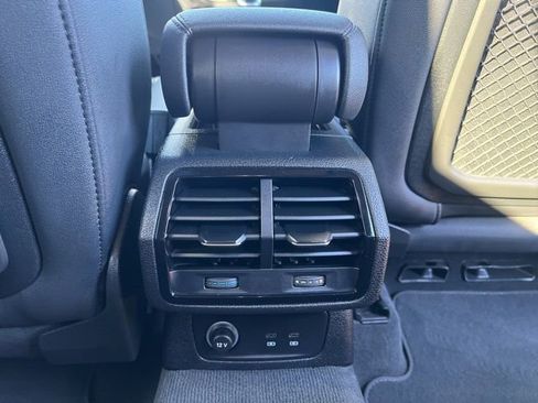 Used 2023 Audi Q3 2.0T Premium image 25