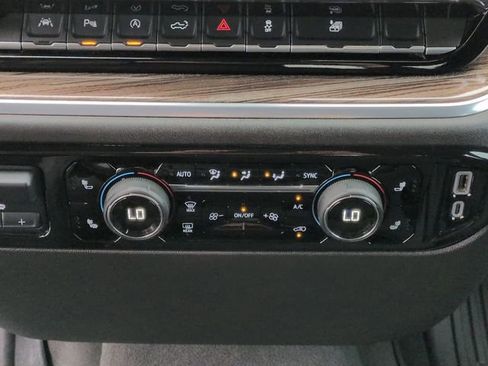 Certified 2025 Chevrolet Silverado 1500 LT w/ Safety Package image 9