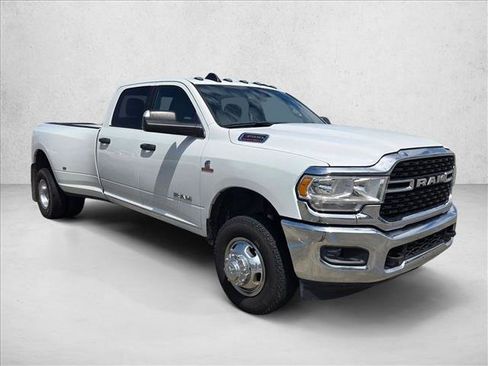 Used 2022 RAM 3500 Lone Star AWD/4WD image 3