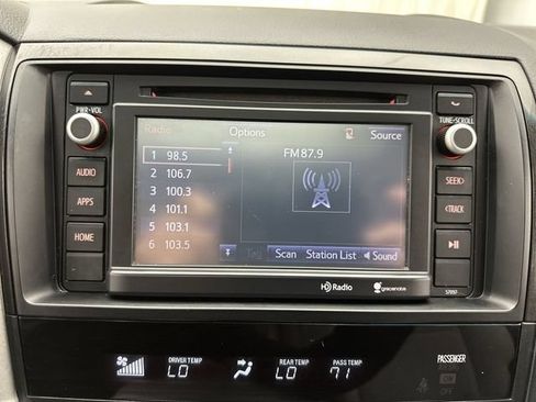 Used 2014 Toyota Sequoia SR5 AWD/4WD image 16